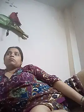 Snapshot of Trisha_71 chatting on May 20, 2026, 5:37 am Trisha 71 online show from May 20, 2026, 5:37 am