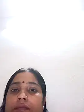 Snapshot of Trisha_71 chatting on September 20, 2025, 5:40 pm Trisha 71 online show from September 20, 2025, 5:40 pm