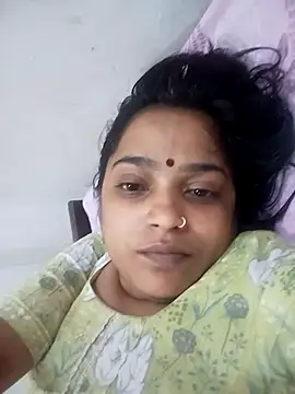 Snapshot of Trisha_71 chatting on September 13, 2025, 6:52 pm Trisha 71 online show from September 13, 2025, 6:52 pm
