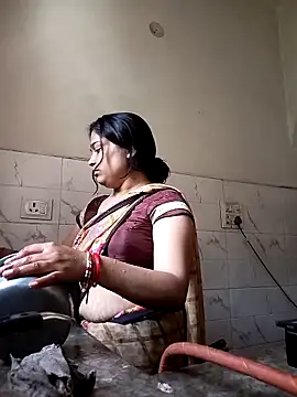 Snapshot of Trisha_71 chatting on September 9, 2025, 4:00 am Trisha 71 online show from September 9, 2025, 4:00 am