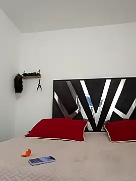 Snapshot of Demy_Rhoades chatting on November 22, 2025, 2:05 pm Demy Rhoades online show from November 22, 2025, 2:05 pm