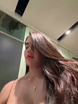 Snapshot of BellaLeclair chatting on March 12, 2026, 11:53 pm BellaLeclair online show from March 12, 2026, 11:53 pm