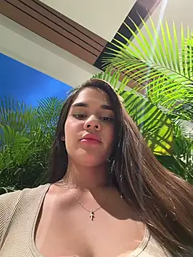 Snapshot of BellaLeclair chatting on March 10, 2026, 11:31 pm BellaLeclair online show from March 10, 2026, 11:31 pm