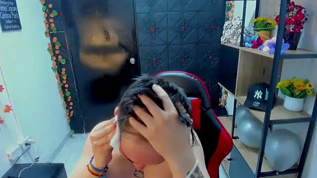  Hannah Hot online show from March 27, 2026, 3:04 am