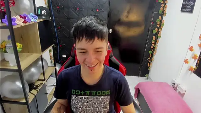  Hannah Hot online show from March 12, 2026, 1:44 am