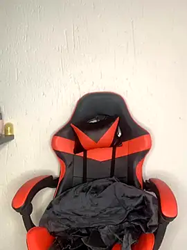 Snapshot of jayjayja19 chatting on November 13, 2025, 5:11 am jayjayja19 online show from November 13, 2025, 5:11 am