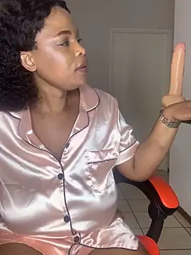 Snapshot of jayjayja19 chatting on November 25, 2025, 9:31 am jayjayja19 online show from November 25, 2025, 9:31 am