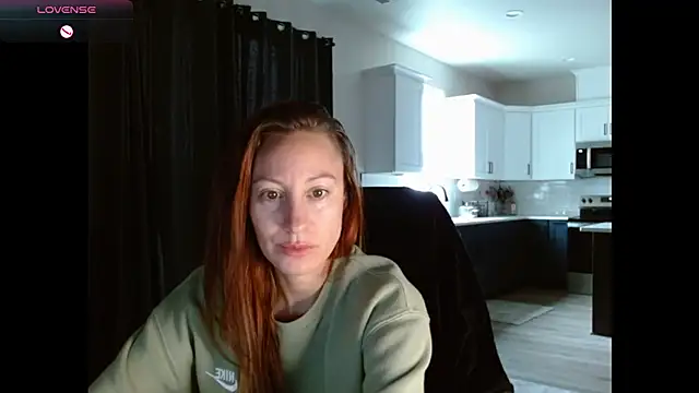 Snapshot of AnneNay chatting on March 4, 2026, 6:37 pm AnneNay online show from March 4, 2026, 6:37 pm