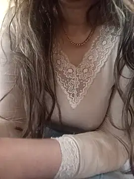 Snapshot of Sweet-arian chatting on December 17, 2025, 9:47 am Sweet-arian online show from December 17, 2025, 9:47 am