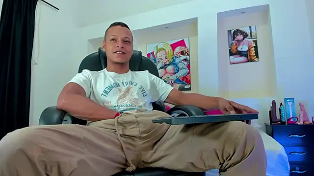 Snapshot of Ricky_Owens1 chatting on December 15, 2025, 7:31 pm Ricky Owens1 online show from December 15, 2025, 7:31 pm