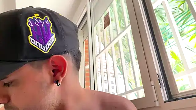 Snapshot of joseemontilla chatting on June 25, 2026, 12:32 pm joseemontilla online show from June 25, 2026, 12:32 pm