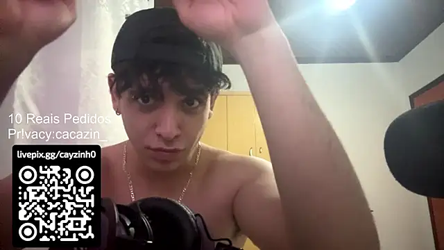 Snapshot of Cayozin_ chatting on December 1, 2025, 10:54 pm Cayozin online show from December 1, 2025, 10:54 pm