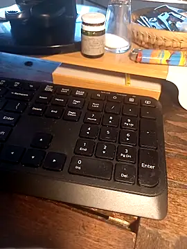 Snapshot of Endriuu09 chatting on September 9, 2025, 8:13 am Endriuu09 online show from September 9, 2025, 8:13 am