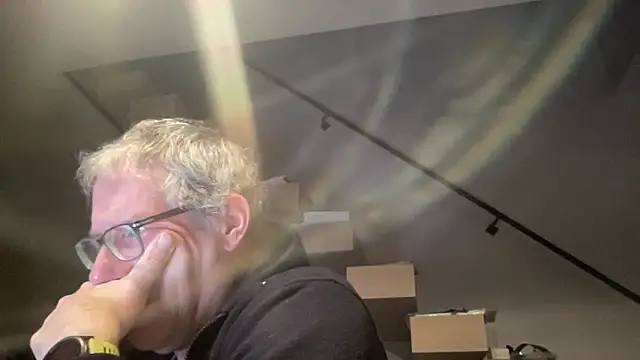 choupipat1 online show from December 5, 2025, 7:07 am