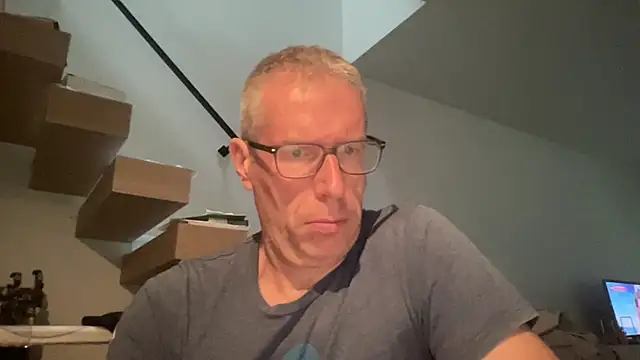 choupipat1 online show from September 21, 2025, 6:07 am