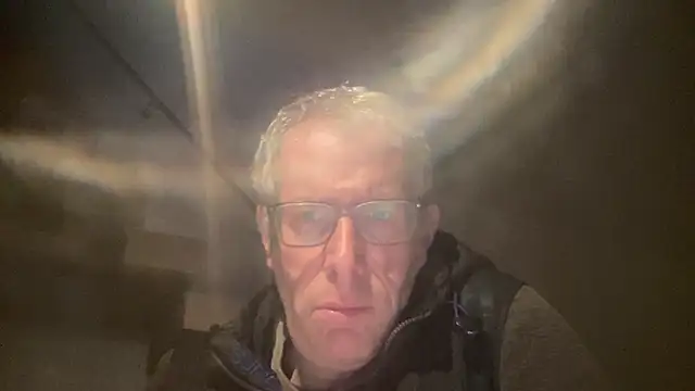 choupipat1 online show from November 9, 2025, 6:39 am