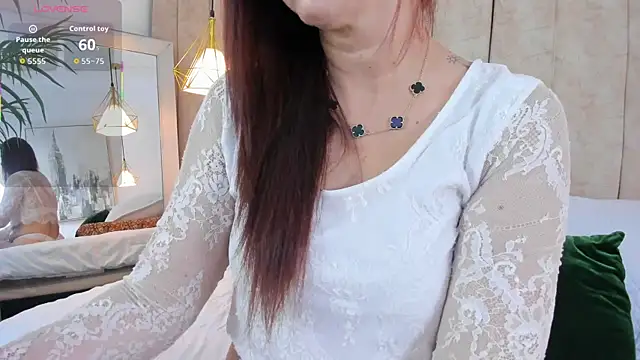 Snapshot of Anantaa_ chatting on September 12, 2025, 11:43 am Anantaa online show from September 12, 2025, 11:43 am