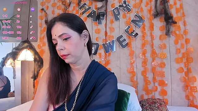 Snapshot of Anantaa_ chatting on October 23, 2025, 11:42 am Anantaa online show from October 23, 2025, 11:42 am