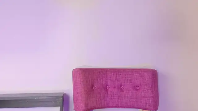 KITY HILL online show from October 19, 2025, 4:37 am