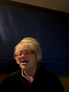 Snapshot of ladyboatlady chatting on November 24, 2025, 6:57 am ladyboatlady online show from November 24, 2025, 6:57 am