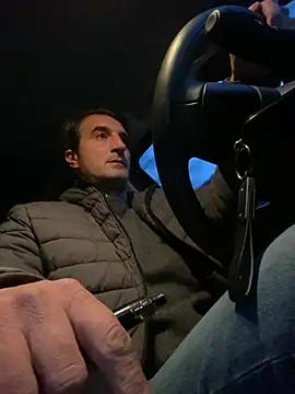 sasatimido online show from February 9, 2026, 5:49 am