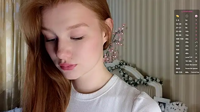 Snapshot of Juuulia_ chatting on February 23, 2026, 12:50 pm Juuulia online show from February 23, 2026, 12:50 pm