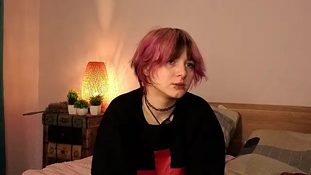 TaiteBeat online show from November 14, 2025, 5:49 pm