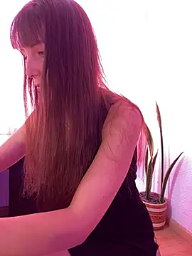 Snapshot of paula_miler1 chatting on June 24, 2026, 4:16 pm paula miler1 online show from June 24, 2026, 4:16 pm