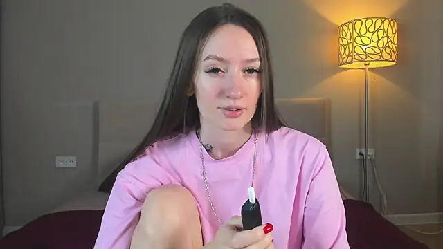 Snapshot of cutienaughtygirl chatting on May 30, 2026, 8:20 am cutienaughtygirl online show from May 30, 2026, 8:20 am