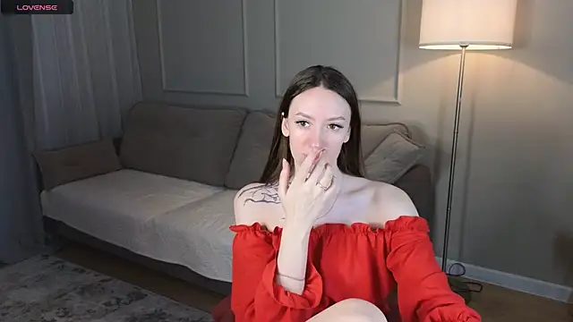 cutienaughtygirl online show from April 22, 2026, 7:48 am