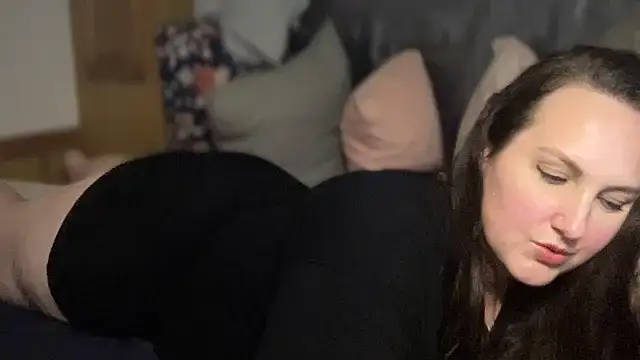 Snapshot of Just_Trudy chatting on November 6, 2025, 2:15 am Just Trudy online show from November 6, 2025, 2:15 am