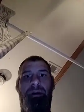 Bigdickcraig11 online show from September 17, 2025, 3:52 am