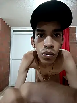 Snapshot of briamhoconor_xh chatting on November 30, 2025, 12:11 am briamhoconor xh online show from November 30, 2025, 12:11 am