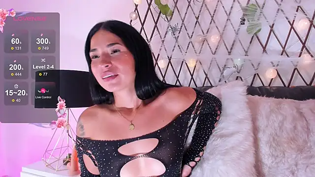 Hadid Jimenez  online show from October 30, 2025, 8:50 pm