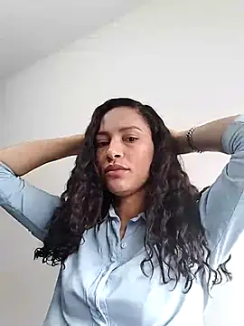 SofiaDelicia online show from September 13, 2025, 5:13 pm