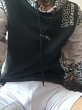 Snapshot of Tattoboy19cm chatting on September 23, 2025, 2:13 pm Tattoboy19cm online show from September 23, 2025, 2:13 pm