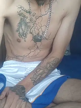 Snapshot of Tattoboy19cm chatting on October 19, 2025, 8:11 pm Tattoboy19cm online show from October 19, 2025, 8:11 pm