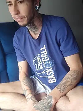 Snapshot of Tattoboy19cm chatting on November 30, 2025, 9:04 pm Tattoboy19cm online show from November 30, 2025, 9:04 pm