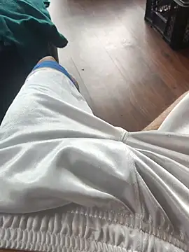 Snapshot of Tattoboy19cm chatting on October 20, 2025, 3:01 pm Tattoboy19cm online show from October 20, 2025, 3:01 pm