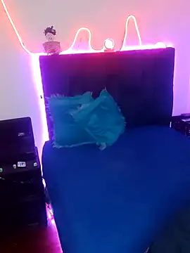 Snapshot of Tattoboy19cm chatting on September 15, 2025, 12:00 am Tattoboy19cm online show from September 15, 2025, 12:00 am