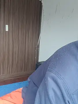 Snapshot of Tattoboy19cm chatting on October 21, 2025, 3:33 pm Tattoboy19cm online show from October 21, 2025, 3:33 pm