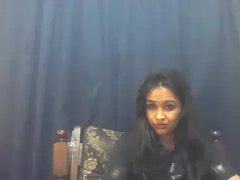 Snapshot of cute_indianxo chatting on November 30, 2025, 11:05 pm cute indianxo online show from November 30, 2025, 11:05 pm