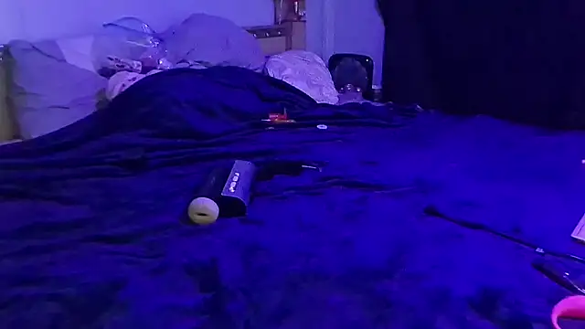 Snapshot of AntMeich6969 chatting on January 11, 2026, 1:12 am AntMeich6969 online show from January 11, 2026, 1:12 am