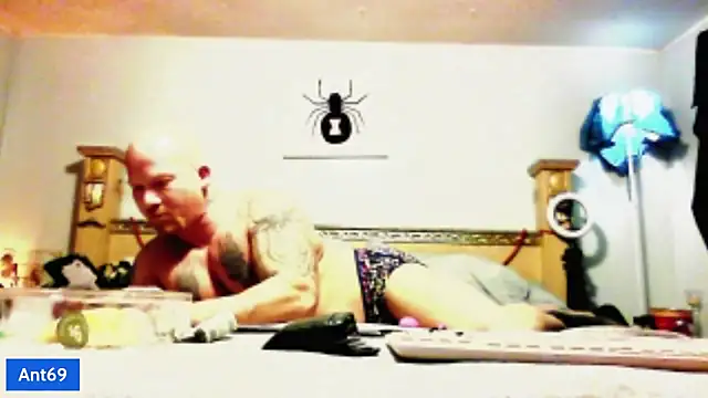 Snapshot of AntMeich6969 chatting on September 19, 2025, 6:28 am AntMeich6969 online show from September 19, 2025, 6:28 am