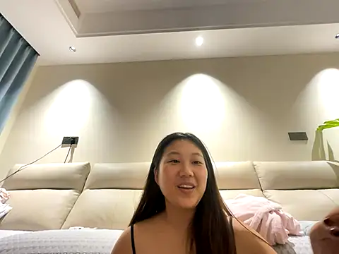 xena0501 online show from October 4, 2025, 3:13 pm