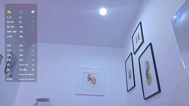 cutepetitee online show from March 6, 2026, 7:31 pm