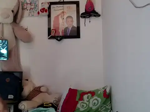 dani titan320 online show from September 13, 2025, 1:44 pm