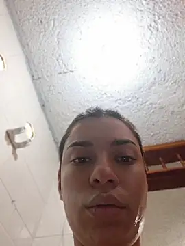 AmaiaSalvatore online show from March 14, 2026, 9:10 pm