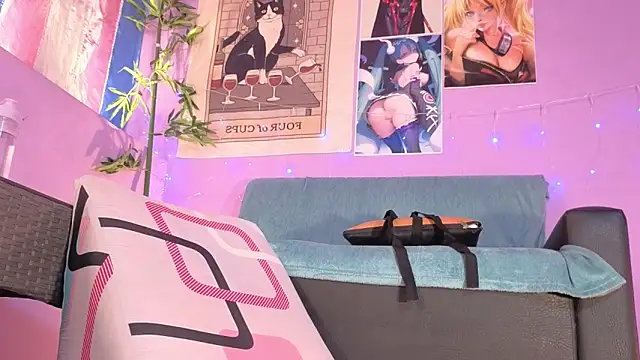 Snapshot of Gaia_Gatex chatting on November 4, 2025, 1:15 pm Gaia Gatex online show from November 4, 2025, 1:15 pm