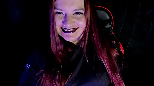 Snapshot of Moon_Dark520 chatting on February 5, 2026, 1:56 am Moon Dark520 online show from February 5, 2026, 1:56 am